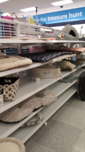 Clothing Store «Ross Dress for Less», reviews and photos, 1237 E Golf Rd, Schaumburg, IL 60173, USA