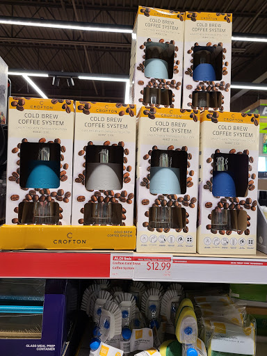 Grocery Store «ALDI», reviews and photos, 1128 S Main St, Englewood, OH 45322, USA