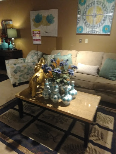 Furniture Store «Venetian Furniture», reviews and photos, 2111 Moffat Blvd, Manteca, CA 95336, USA