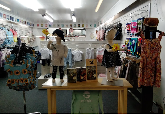 Reviews of Little Blue Lamb in Whanganui - Clothing store