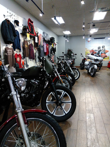 Motorcycle Dealer «CC Powersports», reviews and photos, 700 Kopp Ln, Clarksville, IN 47129, USA