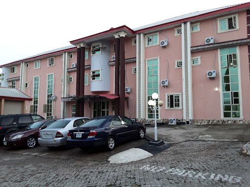 Usowu Hotel, Auchi Igarra Rd, Auchi, Nigeria, Park, state Edo