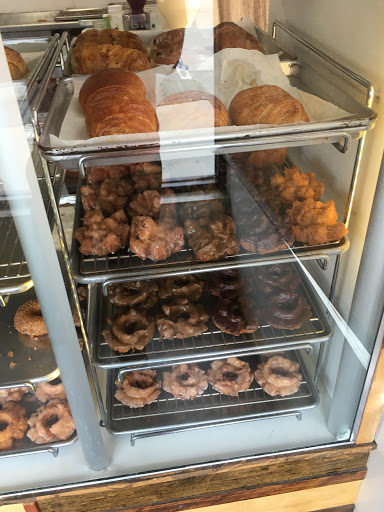 Donut Shop «Golden Donut», reviews and photos, 2360 University Ave, San Diego, CA 92104, USA