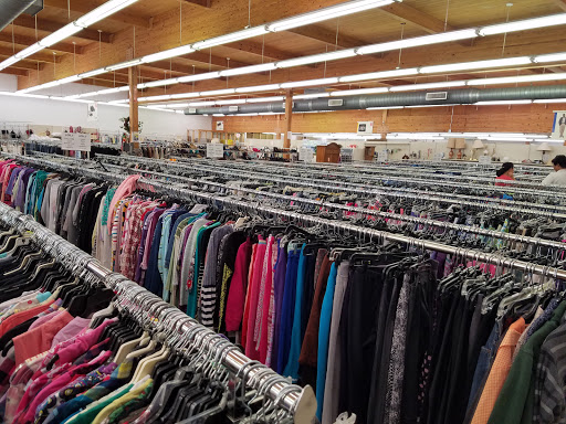 Thrift Store «The Salvation Army Family Store & Donation Center», reviews and photos