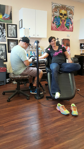 Tattoo Shop «High Spirits Tattoo Co», reviews and photos, 5100 W Commercial Blvd #10, Fort Lauderdale, FL 33319, USA