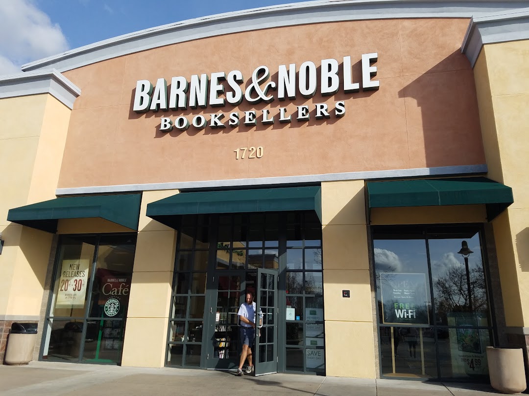 Barnes Noble In The City Merced