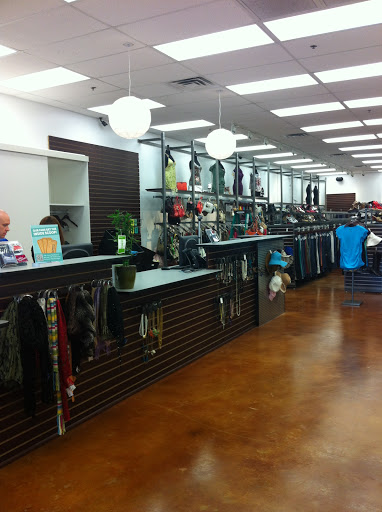 Clothing Store «Uptown Cheapskate», reviews and photos, 929 E Commercial Blvd, Oakland Park, FL 33334, USA