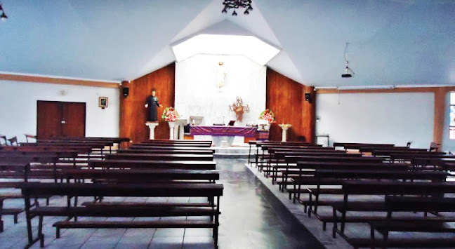 Opiniones de Capilla Católica María Auxiliadora - Colegio Salesianos en Riobamba - Iglesia