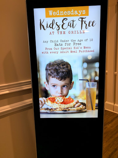 Golf Club «The Sycamore Grille at Knob Hill Golf Club», reviews and photos, 1 Shinnecock Dr, Manalapan Township, NJ 07726, USA