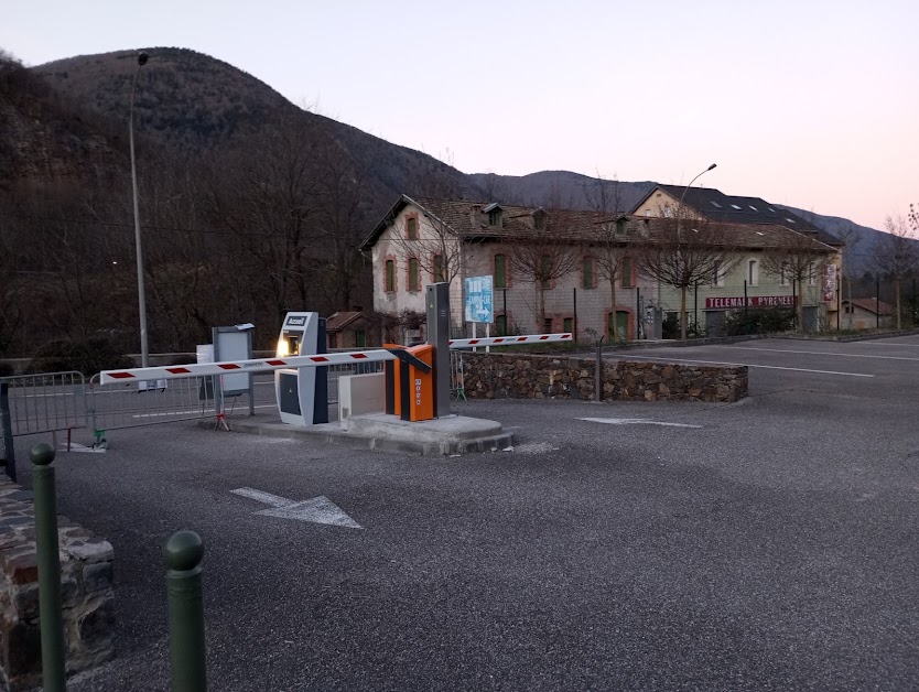 [AirePark] Aire de services camping car à Ax-les-Thermes (Ariège 09)