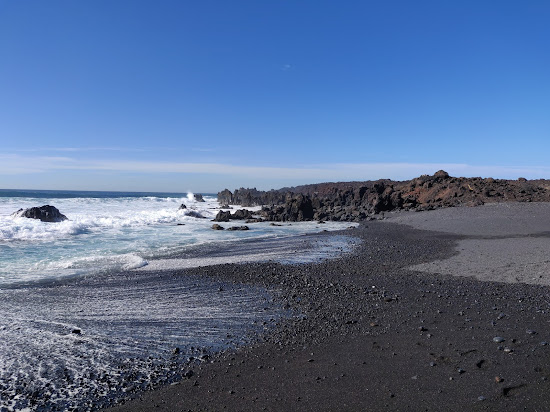 Playa de Montana Bermeja
