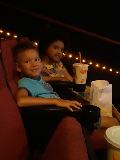 Movie Theater «AMC Classic Vincennes 8», reviews and photos, 1496 S Hart Street Rd, Vincennes, IN 47591, USA