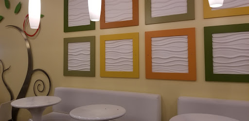 Frozen Yogurt Shop «Peachwave Frozen Yogurt & Gelato», reviews and photos, 6 W 8th St, Holland, MI 49423, USA