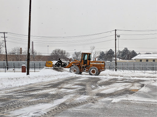 Detroit Snow Plowing & Snow Removal image 4