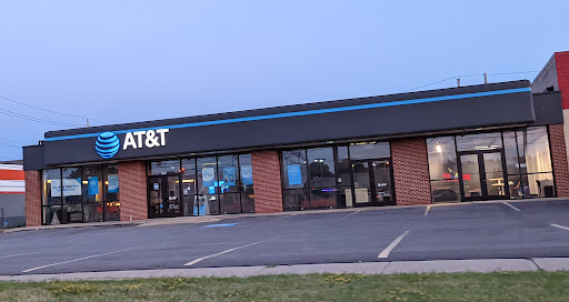 AT&T Authorized Retailer, 5076 Mayfield Rd, Lyndhurst, OH 44124, USA, 