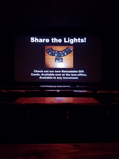 Movie Theater «Northern Lights Theatre Pub», reviews and photos, 3893 Commercial St SE, Salem, OR 97302, USA