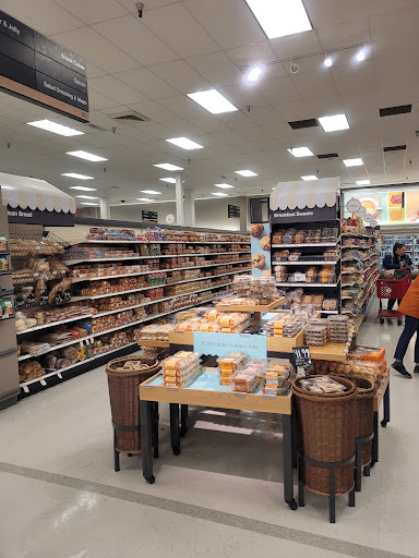 Department Store «Target», reviews and photos, 4202 13th Ave SW, Fargo, ND 58103, USA