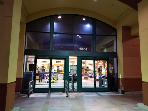 Grocery Store «Safeway», reviews and photos, 7301 Greenback Ln, Citrus Heights, CA 95621, USA