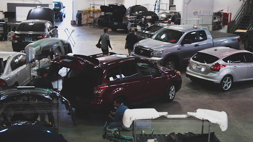 Auto Body Shop «Artistic Auto Body», reviews and photos, 27975 SW Parkway Ave, Wilsonville, OR 97070, USA