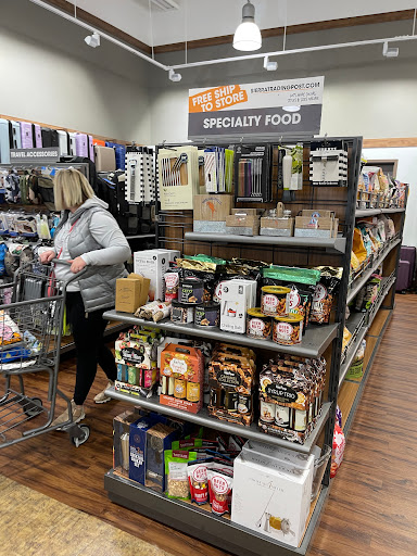 Outdoor Sports Store «Sierra Trading Post», reviews and photos, 215 N Maple Rd Unit 1F, Ann Arbor, MI 48103, USA