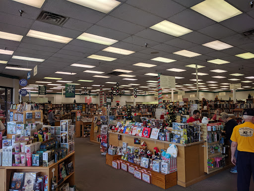 Book Store «Half Price Books», reviews and photos, 770 E Road to Six Flags St, Arlington, TX 76011, USA