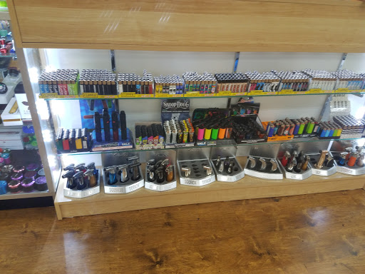 Tobacco Shop «Vape & Smoke Shop - West Pines», reviews and photos, 12397 Pembroke Rd, Pembroke Pines, FL 33025, USA