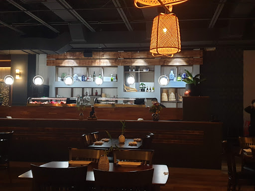 Shopping Mall «Vista Centre Shoppes», reviews and photos, 8462 Palm Pkwy, Orlando, FL 32836, USA