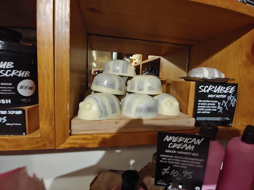 Cosmetics Store «Lush», reviews and photos, 1001 Aliceanna St, Baltimore, MD 21202, USA