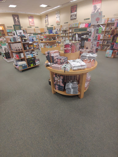 Book Store «Barnes & Noble», reviews and photos, 6501 Grape Rd #1200, Mishawaka, IN 46545, USA