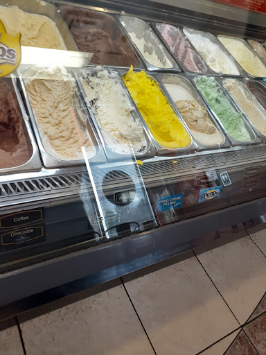 Ice Cream Shop «Cold Stone Creamery», reviews and photos, 14132 E Cedar Ave Unit A, Aurora, CO 80012, USA