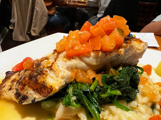 Bar «Hot Fish Club», reviews and photos, 4911 Hwy 17 Business, Murrells Inlet, SC 29576, USA