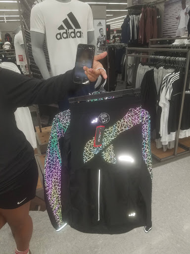 Sporting Goods Store «Academy Sports + Outdoors», reviews and photos, 12700 South Fwy, Burleson, TX 76028, USA