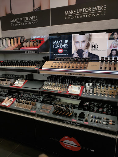 Cosmetics Store «SEPHORA», reviews and photos, 721 Collins Ave, Miami Beach, FL 33139, USA