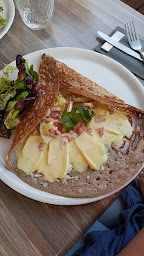 Photo n°59 de Crêperie Suzette Et Sarrazin à Cabourg ()