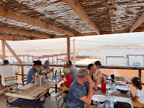 Atmosphère du Restaurant de fruits de mer Le CHALET à Bouzigues - n°2