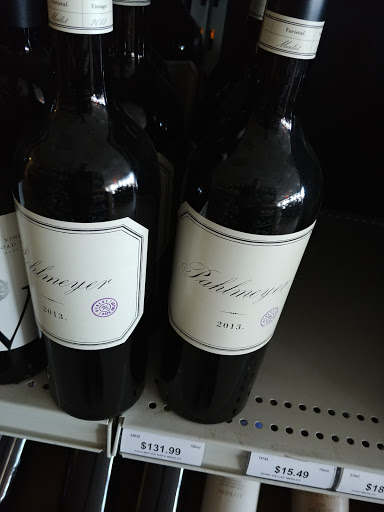 Liquor Store «Shrewsbury Liquor», reviews and photos, 230 Shrewsbury Plaza, Shrewsbury, NJ 07702, USA