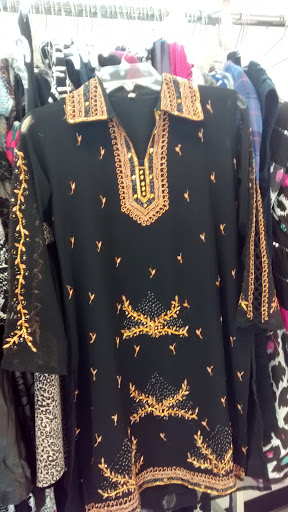 Thrift Store «Goodwill of North Georgia: Snellville Store and Donation Center», reviews and photos, 2340 Ronald Reagan Pkwy, Snellville, GA 30078, USA