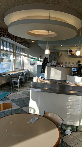 Bakery «Krispy Kreme Doughnuts», reviews and photos, 16415 NW Cornell Rd, Beaverton, OR 97006, USA