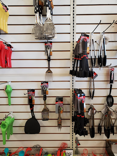 Dollar Store «Dollar Tree», reviews and photos, 230 W Lake St, Addison, IL 60101, USA