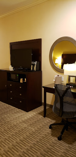 The Oaks Hotel & Suites image