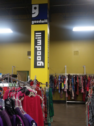 Thrift Store «Goodwill Orlando», reviews and photos, 7531 S Orange Blossom Trail, Orlando, FL 32809, USA