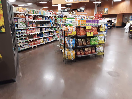 Grocery Store «Kroger», reviews and photos, 525 E Clifty Dr, Madison, IN 47250, USA
