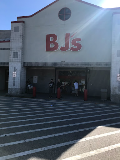 Warehouse club «BJ’s Wholesale Club», reviews and photos, 13700 Pines Blvd, Pembroke Pines, FL 33027, USA