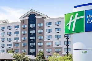 Holiday Inn Express Hauppauge-Long Island, an IHG Hotel image