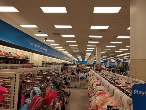 Clothing Store «Ross Dress for Less», reviews and photos, 3203 N State Rd 7, Lauderdale Lakes, FL 33319, USA