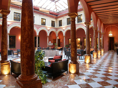 Hotel Santo Domingo Lucena C. Juan Jiménez Cuenca, 16, 14900 Lucena, Córdoba, España