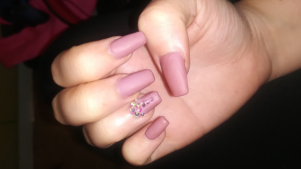 Nail Tech 95307