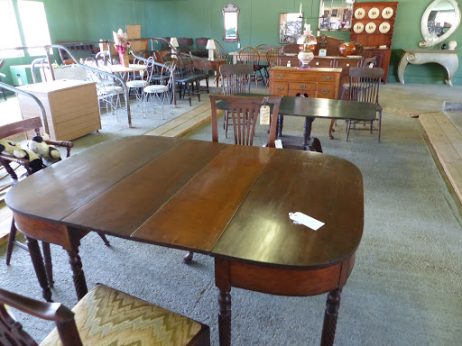 Antique Furniture Store «Hogback Vintage», reviews and photos, 260 Langdell Rd, Johnson, VT 05656, USA