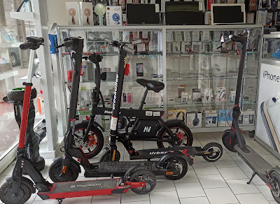 Leader Gsm Repairs à Fleury-les-Aubrais