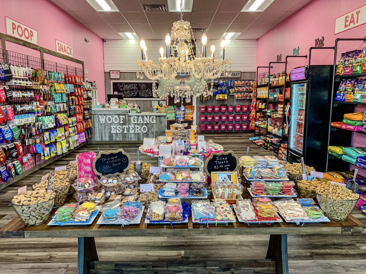 Woof Gang Bakery & Grooming Estero